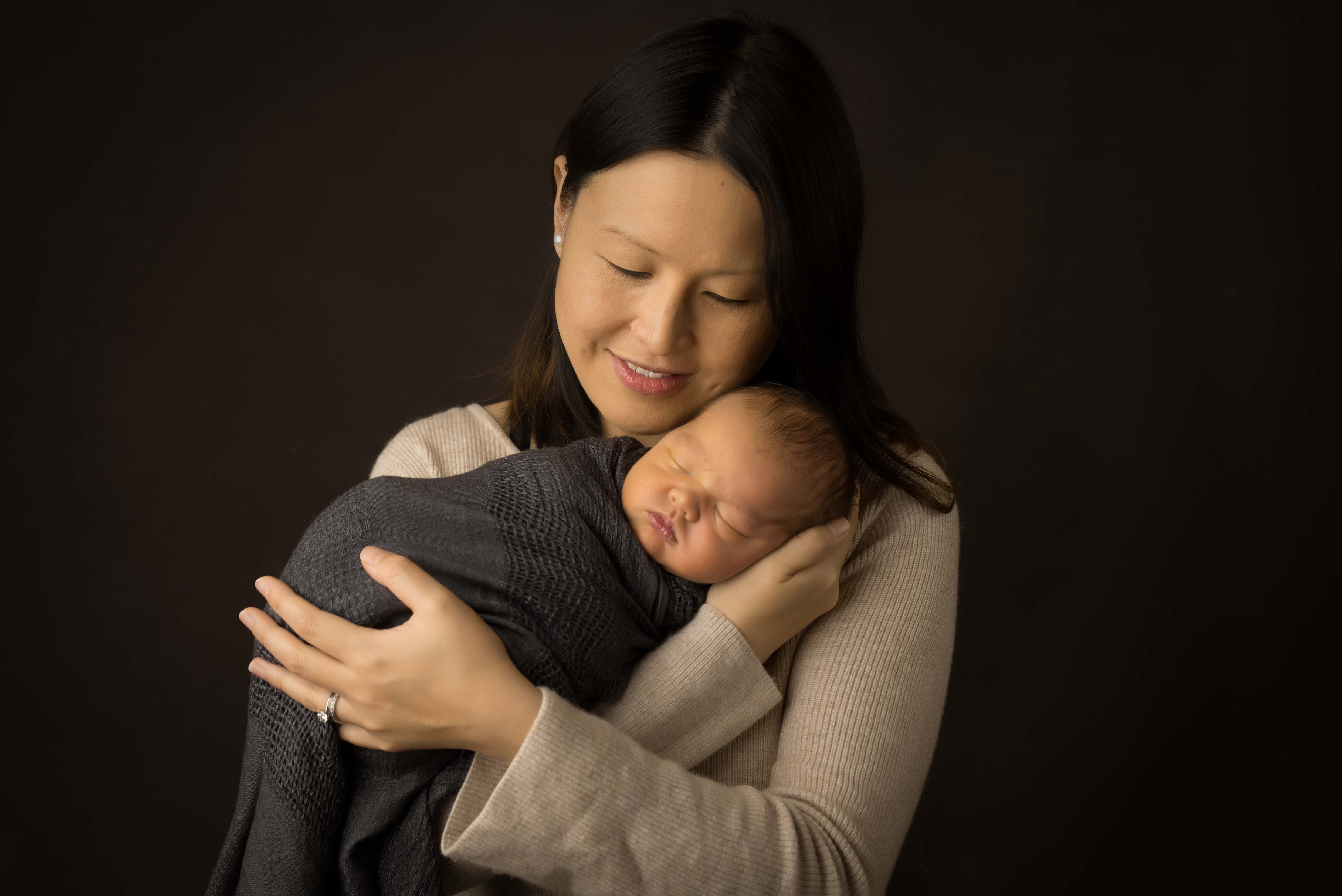 Mum and newborn baby photograph. 