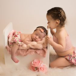 newborn-photographer